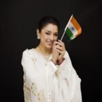 Rupali Ganguly Instagram - Celebrating my country, my India, not just on one day but everyday... Always grateful and proud to be an Indian!🇮🇳 #MeraBharatMahaan . . Styled By: @nehaadhvikmahajan Outfit: @neerusindia . . #ProudIndian #Gratitude #India #happy #Independenceday #Indian #love #grateful #proud #bharat #anupamaa #rupaliganguly #jaimatadi #jaimahakal