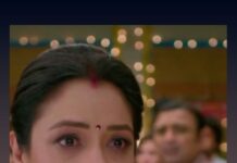 Rupali Ganguly Instagram - Anupamaa ….. Monday to Sunday every night 10pm @starplus #anupamaa #rupaliganguly #promo #jaimatadi #jaimahakal