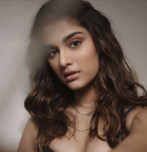 Saiee Manjrekar Instagram - Found this from one of my fav shoots with @tejaswighagada @gayetrichakravarthy @taniadhingra ✨💗
