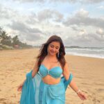 Sanaya Pithawalla Instagram - Princess jasmine and her golden beach tan😛 Wearing @maisolos.world ♥️ Sri Lanka