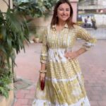 Sanaya Pithawalla Instagram - Happy parsi new year my fellow bawas and bawis ♥️ Have a great year ahead 🥰 And stay cool always !! Carrom ramvaanu , juice peevanu , majja ni life 😀 #navrozmubarak Wearing @thebairaas PR @maverick.communication01