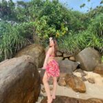 Sanaya Pithawalla Instagram - Hakuna Matata 🫶🏻 Wearing @hunkemollerindia ♥️ Jungle Beach Unawatuna
