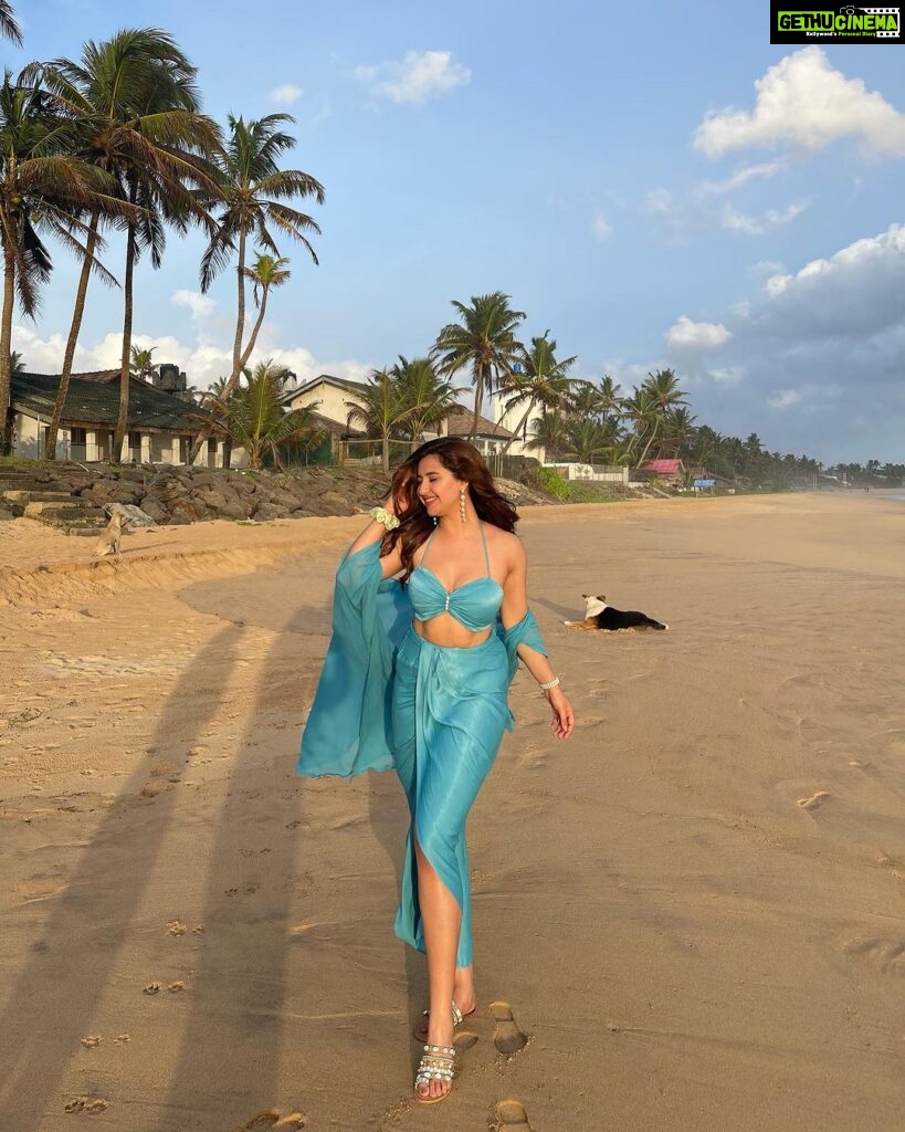 Sanaya Pithawalla Instagram - This is what turning your dreams into reality looks like ♥️ Exactly how I wanted to spend my birthday . By the beach in another country living my life queen size!! Thank you to @tribeescapes for making my birthday so so beautiful and wholesome . #happybirthdaytome ✨🌺 🏝️ Location @ten30.hikkaduwa ♥️ Wearing @maisolos.world thank you for making such a pretty bday outfit for me 🤗 Sri Lanka