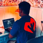 Selvaraghavan Instagram – Travel to work 🤓🤓