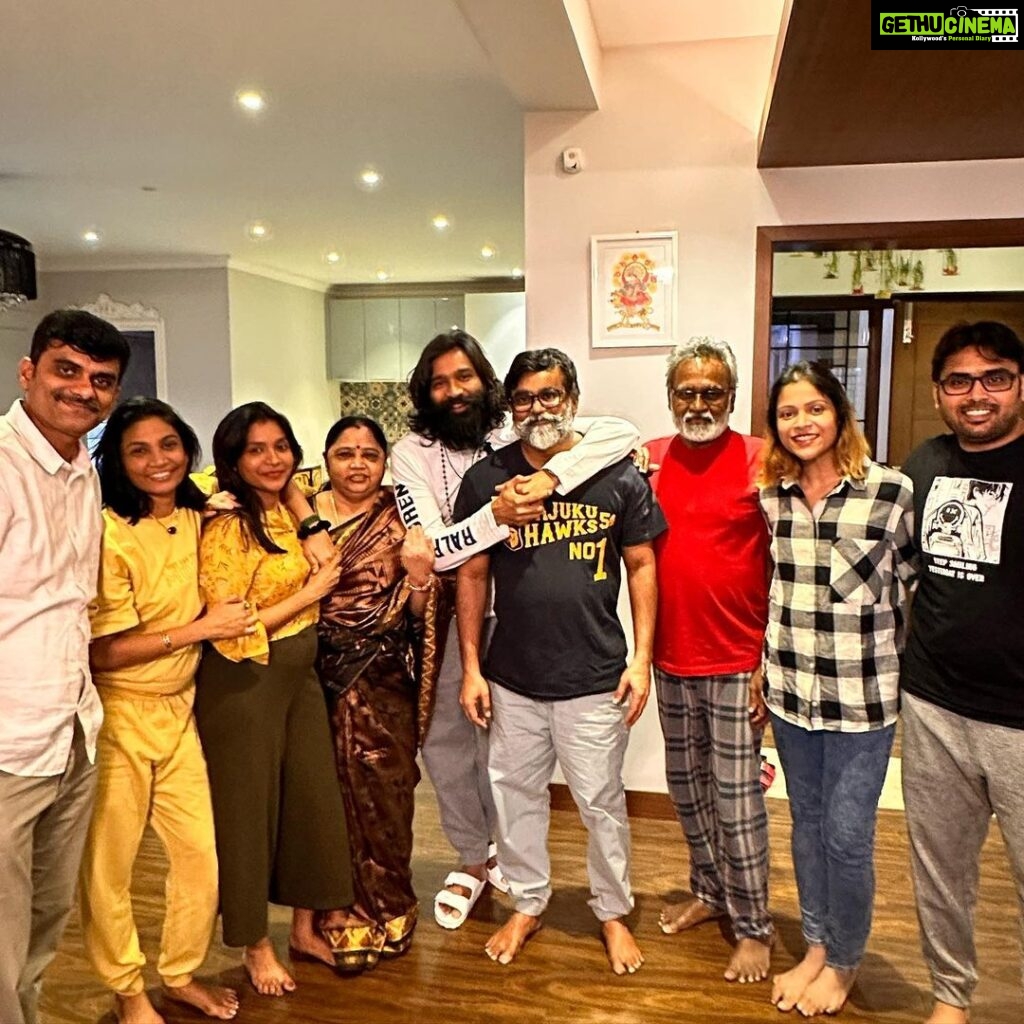 Selvaraghavan Instagram - 🥳 family time!!!!!