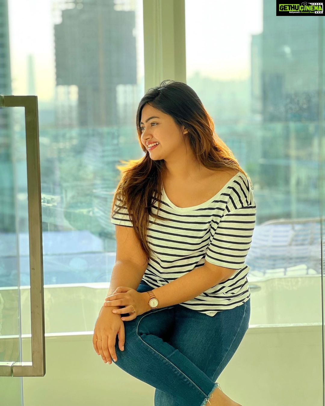 Shaalin Zoya Instagram - when given the choice between being right and being kind, choose kind. always. :) my favourite quote from a movie. Also the one I hold close to my heart. ❤️ 📸 @amaalsaira3 FIVE Jumeirah Village