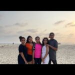 Shaalin Zoya Instagram - Vacation trip to Alleppy with my favourites. Also the day, where I discovered lays have so much flavour variations and so many different kind of chips and eatable stuff exist.