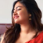 Shaalin Zoya Instagram – winged eyeliner and jumkhas never go out of style.