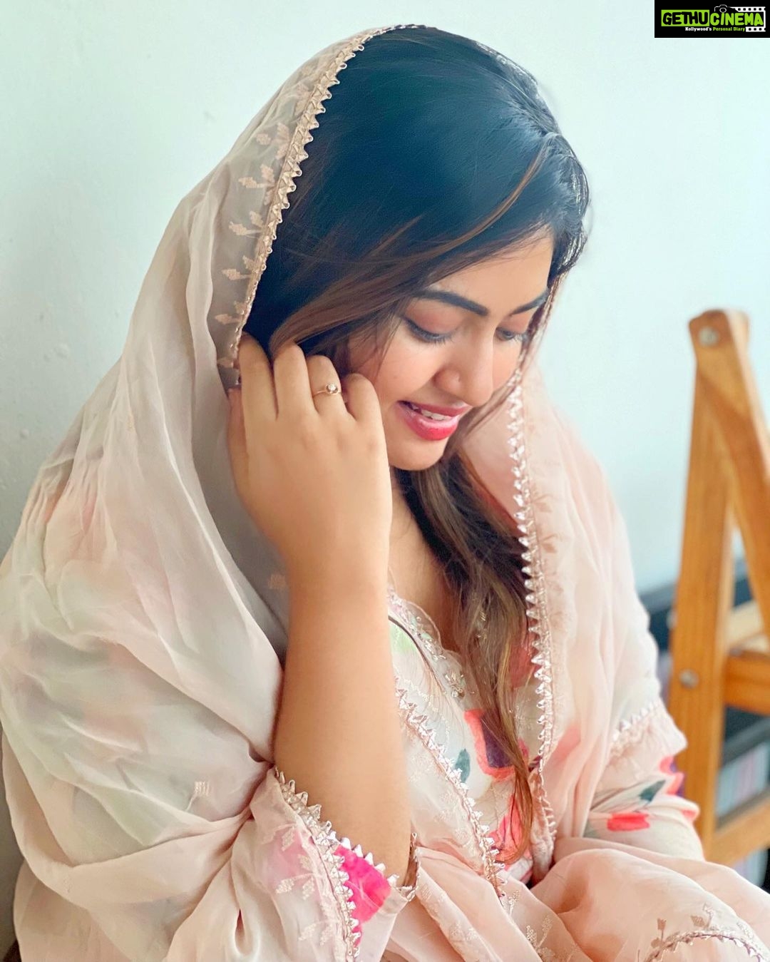Shaalin Zoya Instagram - Ramadan kareem 🌙