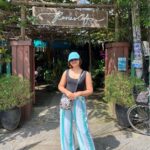 Shaalin Zoya Instagram – o teri, isey to pyaar vyaar ho gaya hai mujhse! Hoian,vietnam