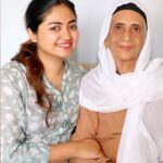 Shaalin Zoya Instagram - ഉമ്മ & പേരക്കുട്ടി ❤️