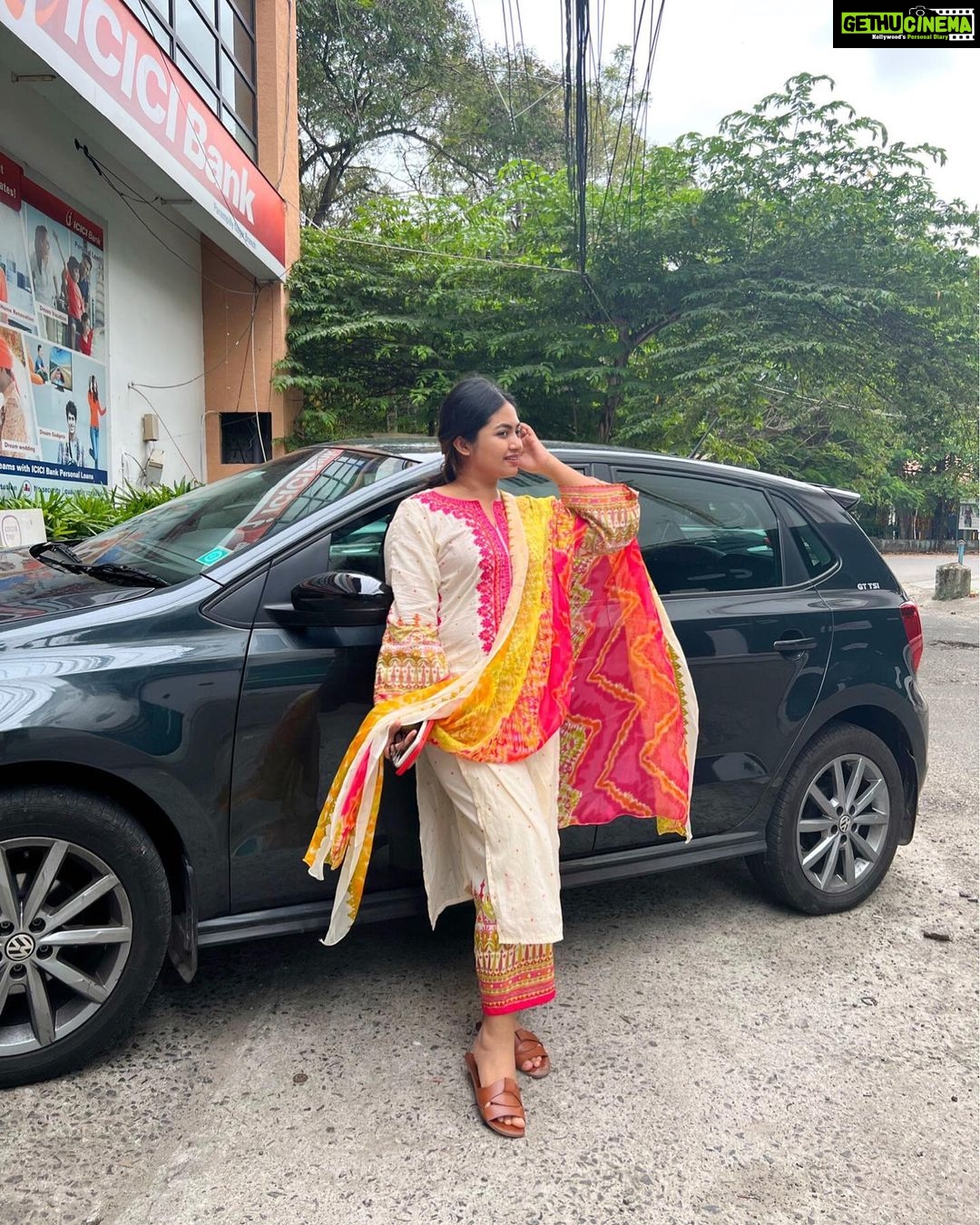 Shaalin Zoya Instagram - Thank you for being the reason I smile. Panampilly Nagar