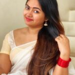 Shaalin Zoya Instagram - എല്ലാ പ്രിയപ്പെട്ടവർക്കും ഹൃദയം നിറഞ്ഞ തിരുവോണാശംസകൾ 🌺 📸 @amaalsaira3