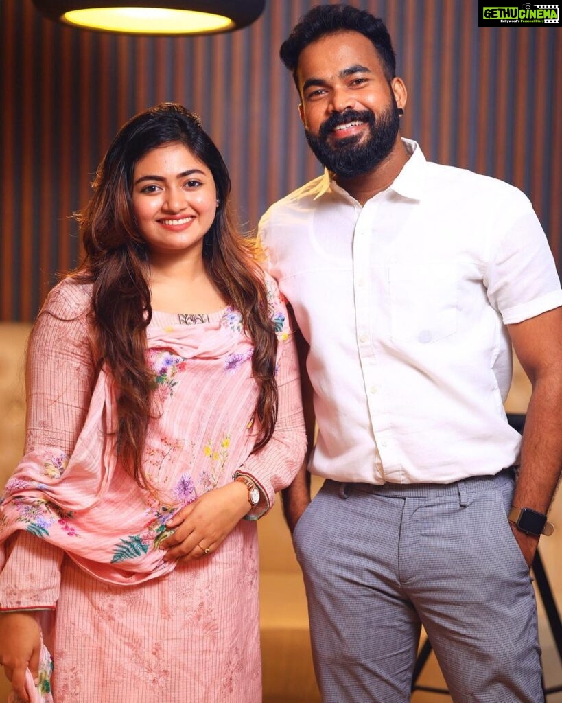Shaalin Zoya Instagram - I met him last week during this interview and he stole my heart with such genuine affection❤️ I think since the interview is out you can watch more in it😌