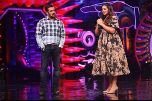 Shafaq Naaz Instagram - And This happened🤭🤭🤭🤭🤭🤭🤭
.
.

Styling @purvabansal5 
Outfit @purvisethiacouture 
Make up @makeoverbysejalthakkar 
Hair @trivenihairstylist 
Team @greenlight__media 

#bbott2 #biggboss #biggbossott2