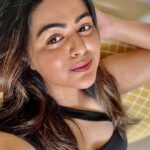 Shafaq Naaz Instagram - Personality aise rakho ki 4 log apke ander he ho.👻