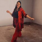 Shafaq Naaz Instagram – Just grooving and following everyone for a change 👻♥️
Wearing – @dyedebonair