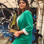 Shafaq Naaz Instagram - Gratitude ✨ @internationaliconicaward #internationaliconicexceptionalperformenceqctress Team @greenlight__media Make up - @rouge_makeovers Styled by me