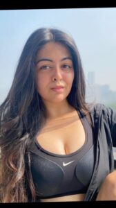 Shafaq Naaz Instagram - Instagram made this reel for me I’m just posting it🕰️