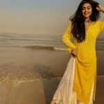 Shafaq Naaz Instagram - Main #aquarius ho main kuch bhi kr skti hoon 😇