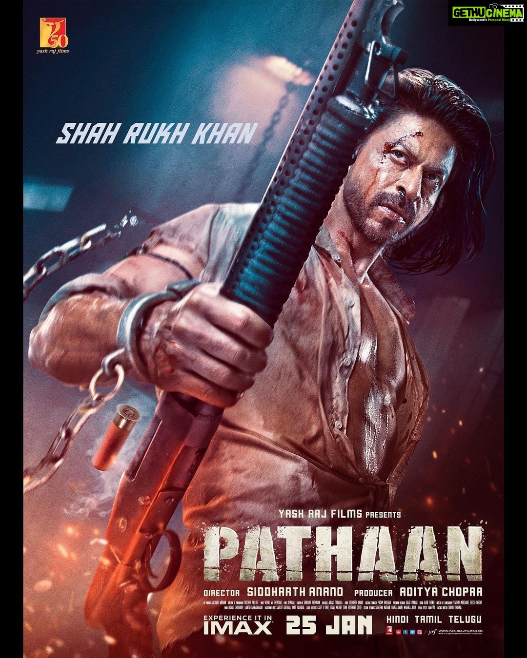 Shah Rukh Khan Instagram - The mission is about to start... Aa raha hai #PathaanTrailer launching tomorrow at 11 AM! Link in bio. Celebrate #Pathaan with #YRF50 only at a big screen near you on 25th January. Releasing in Hindi, Tamil and Telugu. @deepikapadukone | @thejohnabraham | #SiddharthAnand | @yrf