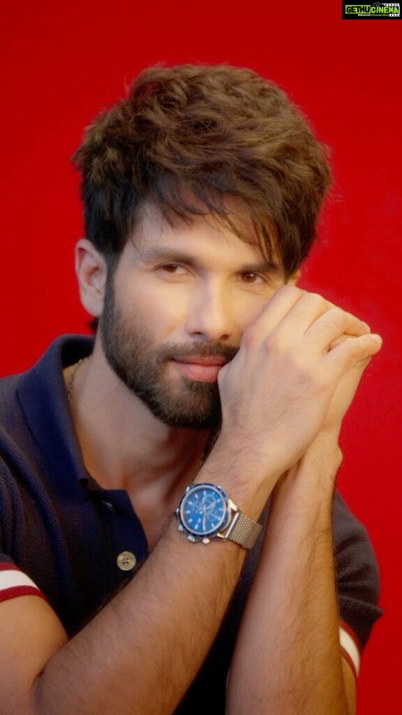 Shahid Kapoor Instagram - Result is always gonna be good when you enjoy the process… that’s what @tommyhilfiger’s latest shoot was about. Don’t miss out on the fun, but more importantly, don’t miss out on the style. Grab your #TommyHilfiger watch and play with style! 😎 #Watches #TommyHilfigerWatches #Fun #BehindTheScenes #Trending #Fashion #TommyHilfiger