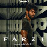 Shahid Kapoor Instagram - Con hai ye farzi? ☀️ #Farzi #FarziOnPrime @rajanddk @actorvijaysethupathi @kaykaymenon02 @raashiikhanna @itssmeamol @bhuvanarora27 @mensit @iamsumankumar @d2r_films