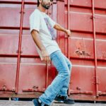 Shahid Kapoor Instagram - Just hanging around Shot by: @mayank_mudnaney Makeup: @james_gladwin_ Makeup assistant: @mahendra.kanojia Hair by: @aalimhakim Hair assistant: @shahrukhshaikh9519 Style by: @theanisha Dress team: @thebombaydressman Managed by: @chanchal_dsouza Digital agency: @59thparallel Security: @parvez_pzee