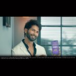 Shahid Kapoor Instagram - Bano Asli Khiladi, only on Khiladi.com! #T20KaAsliMazaa only on Khiladi.com aur paayein anya rewards jeetna ka mauka. #IPL #T20KaAsliMazaa #AsliKhiladi #T20 #Cricket #Ad For 21 year olds and above only. Play responsibly.