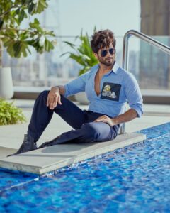 Shahid Kapoor Instagram - BLOODY pool

Shot by: @mayank_mudnaney 
Makeup: @james_gladwin_ 
Makeup assistant: @mahendra.kanojia 
Hair by: @aalimhakim
Hair assistant: @shahrukhshaikh9519 
Shirt: @sahilaneja
Style by: @theanisha
Dressman: @thebombaydressman 
Managed by: @chanchal_dsouza 
Digital agency: @59thparallel 
Security: @parvez_pzee 
PR agency: @think_talkies