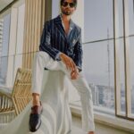 Shahid Kapoor Instagram - BLUE DADDY Shot by: @mayank_mudnaney Makeup: @james_gladwin_ Makeup assistant: @mahendra.kanojia Hair by: @aalimhakim Hair assistant: @shahrukhshaikh9519 Outfit: @snbyshantanunikhil Sunglasses: @prada @turakhiaopticians Style by: @styledbychandani @style.cell Style team: @thecrazy_fattygirl Dressman: @thebombaydressman Managed by: @chanchal_dsouza Digital agency: @59thparallel Security: @parvez_pzee PR agency: @think_talkies