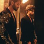 Shahid Kapoor Instagram – ROAR 

Shot by: @mayank_mudnaney 
Makeup: @james_gladwin_ 
Makeup assistant: @mahendra.kanojia 
Hair by: @aalimhakim
Hair assistant: @shahrukhshaikh9519 
Outfit: @gauravguptaofficial 
Style by: @theanisha 
Dressman: @thebombaydressman 
Managed by: @chanchal_dsouza 
Digital agency: @59thparallel 
Security: @parvez_pzee