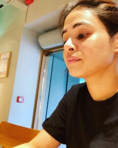 Shalmali Kholgade Instagram - An album of my WhatsApp selfies to friends + 

a picture my husband took of me post a show.. he laughed so hard he woke me up.. and since I’m such a giving person Il let you have a laugh too. You can thank me in the comments. Ok baaaai 👋