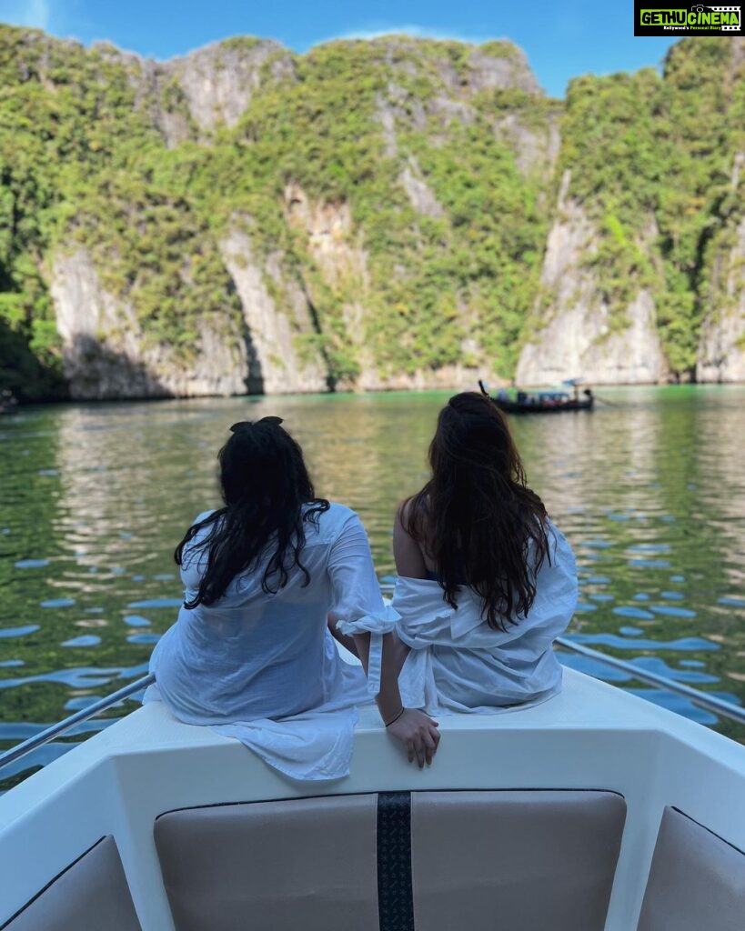 Shivshakti Sachdev Instagram - On DND #vacation #thailand #phiphi #holiday #happytime #just #blessing #grateful #mayabay Maya Bay Thailand