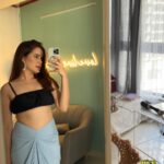 Shivshakti Sachdev Instagram - Beach Vacation on my Mind 🏝️ Outfit Top : @zara Skirt : @urbanic_in #outfit #outfitinspiration #beach #just #love #happy