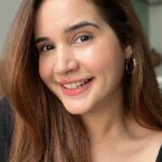 Shivshakti Sachdev Instagram - Everyday Office Makeup Look Step One - Concealer @maybelline_ind Step Two - Blush @pixibeauty Step Three - Glow Serum @kaybykatrina #makeupartist #summer #love #recommended #best #everyday