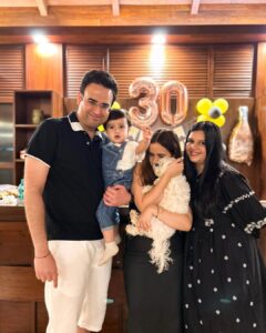 Shivshakti Sachdev Instagram - My Favourite Day of the Year 💜

What I am 30 Already? 

#birthday #30 #love #happy #blessed #familytime #friendship #life