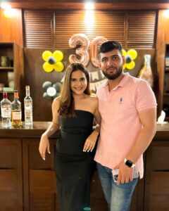 Shivshakti Sachdev Instagram - My Favourite Day of the Year 💜 What I am 30 Already? #birthday #30 #love #happy #blessed #familytime #friendship #life