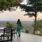 Shivshakti Sachdev Instagram - Staycation with @stayvista_official They have one of the most beautiful properties and staff is always so welcoming and fooooooood is on another level. Check out their properties. Thank you for hosting us. You can also use my Code , SHIVSHAKTI10 to get 10% off on your next staycation #collaboration #sponsored #staycation #familytime #love