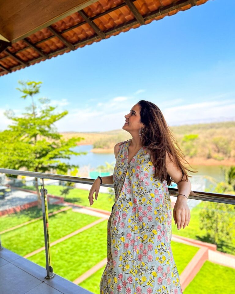 Shivshakti Sachdev Instagram - Maa's Birthday Staycation !! We stayed at this beautiful property called Casa Paun just next to the Lake available at @stayvista_official . This property was magic and food was really yummy and also Pet-friendly. Use my Code to get 10% off SHIVSHAKTI10 Thank you for hosting us @stayvista_official #hosted #family #staycation #happytimes