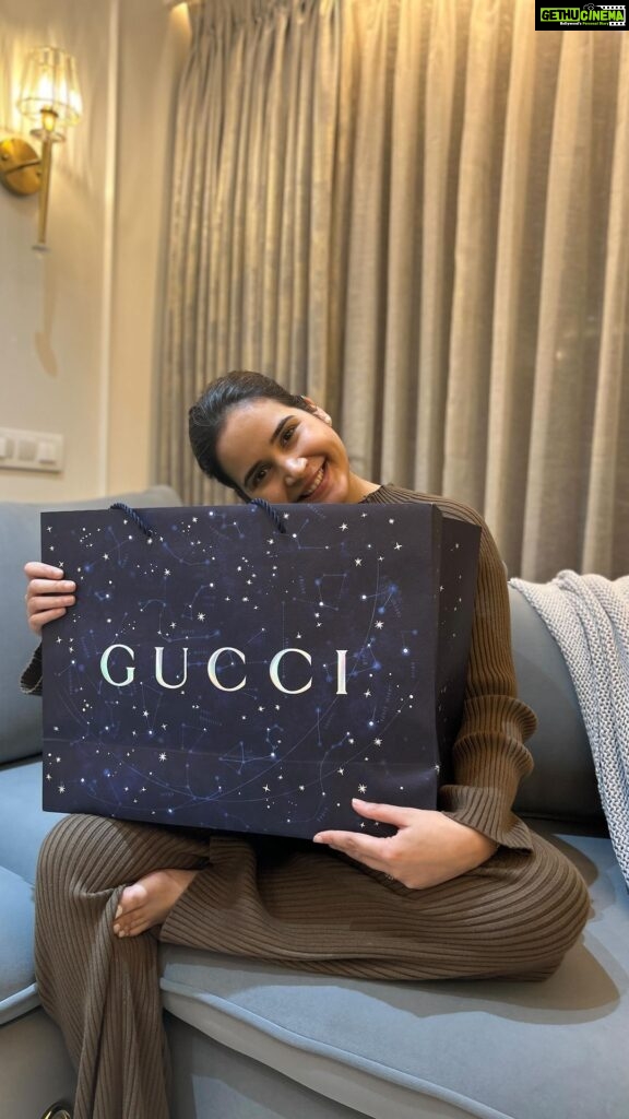 Shivshakti Sachdev Instagram - Unboxing my Dream Bag Gucci Marmont MINI 🧿 #reels #gucci #guccihandbag #lovebag #grateful