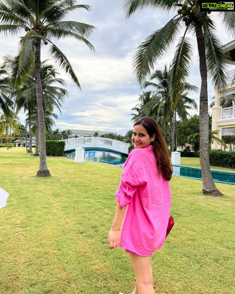 Shivshakti Sachdev Instagram - Sent From My iPhone #dump #thailand #holiday #outfit #recommended #just #happytimes #grateful #blessed #love Sofitel Krabi Phokeethra Golf & Spa Resort