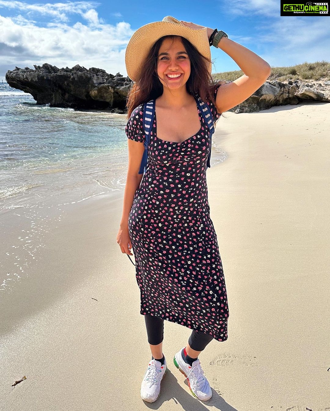 Shreya Dhanwanthary Instagram - Rottnest & Quokkas . @australia @westernaustralia @rottnestislandwa @visitperth @cityofperth @sealinkrotto @thehikecollective @rottnest_air_taxi @perthluxurytours #seeaustralia #wathedreamstate #rottnestisland #quokka @mipalkarofficial @tianalea @manishamakwana18 Rottnest Island, Western Australia