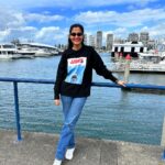 Shreya Dhanwanthary Instagram - Gold Coast-ing! . @australia @destinationgoldcoast @langhamgoldcoast @mipalkarofficial @manishamakwana18 @ayushi.20 @queensland @goldcoasthelitours Broadbeach, Queensland, Australia