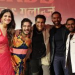 Shreya Dhanwanthary Instagram – Moments from the Guns & Gulaabs premiere
.
@rajanddk @netflix_in @rajkummar_rao @manishamakwana18 @vivek.daschaudhary @costumesbyneha @dqsalmaan @poojagor @shhyamalide @tjbhanu @mrfilmistaani @aritroruba @hindujasunny @drchitraselvan
