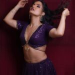 Siri Hanumanth Instagram – Stay lit 🔥 
.
.
Makeup, hair , nails and styling : @emraanartistry 
Outfit : @maramsclothing_official 
Jewellery : @aditi_collection 
📸 @valmikiramuphotography