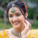 Siri Hanumanth Instagram - Make it simple but significant !! . . Outfit : @labelnurvi Stylist : @greeshma_krishna.k Jewellery : @emmadi_silver_jewellery Photographer : @manoj_gangula Makeup : @vj_beauty_makeup Hair styling : @thisisrupakiran