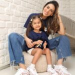 Smriti Khanna Instagram - Mother’s Day made special with these twinning shoes and outfits from Onitsuka Tiger’s latest Collection @OnitsukaTigerOfficial @OnitsukaTigerIndia #OnitsukaTigerIndia . . . @prpundit