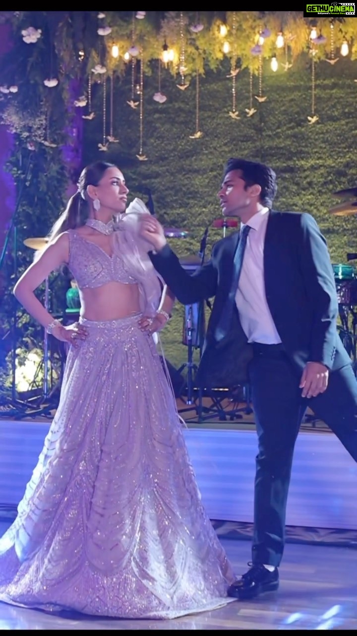 Smriti Khanna Instagram - PART 2 Choreography @krishna____mehta Outfit @sulakshanamonga Jewellery @amarisbyprernarajpal Mua @makeupbydivya Video @vaishnavcreation