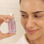Smriti Khanna Instagram - #Ad I absolutely love using the L’Oréal Paris Hyaluronic Acid Serum. It contains micro Hyaluron that penetrate deep into the skin, making it hydrated and plumpy from within. It intensely hydrates to reduce fine lines by 60%. Add this to your routine to get hydrated and plumpy skin. #DoesWhatItSays #PowerOfHA #LorealParis #LorealParisIndia